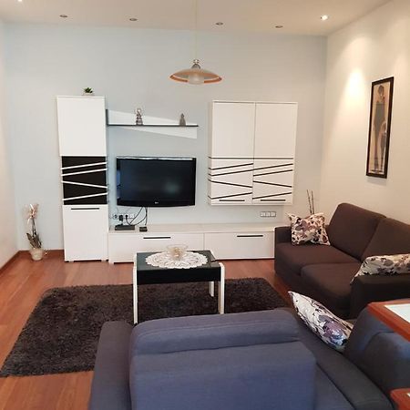 Apartment Centar Omiš Buitenkant foto